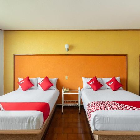 Oyo Hotel Casa Blanca Martínez de La Torre المظهر الخارجي الصورة