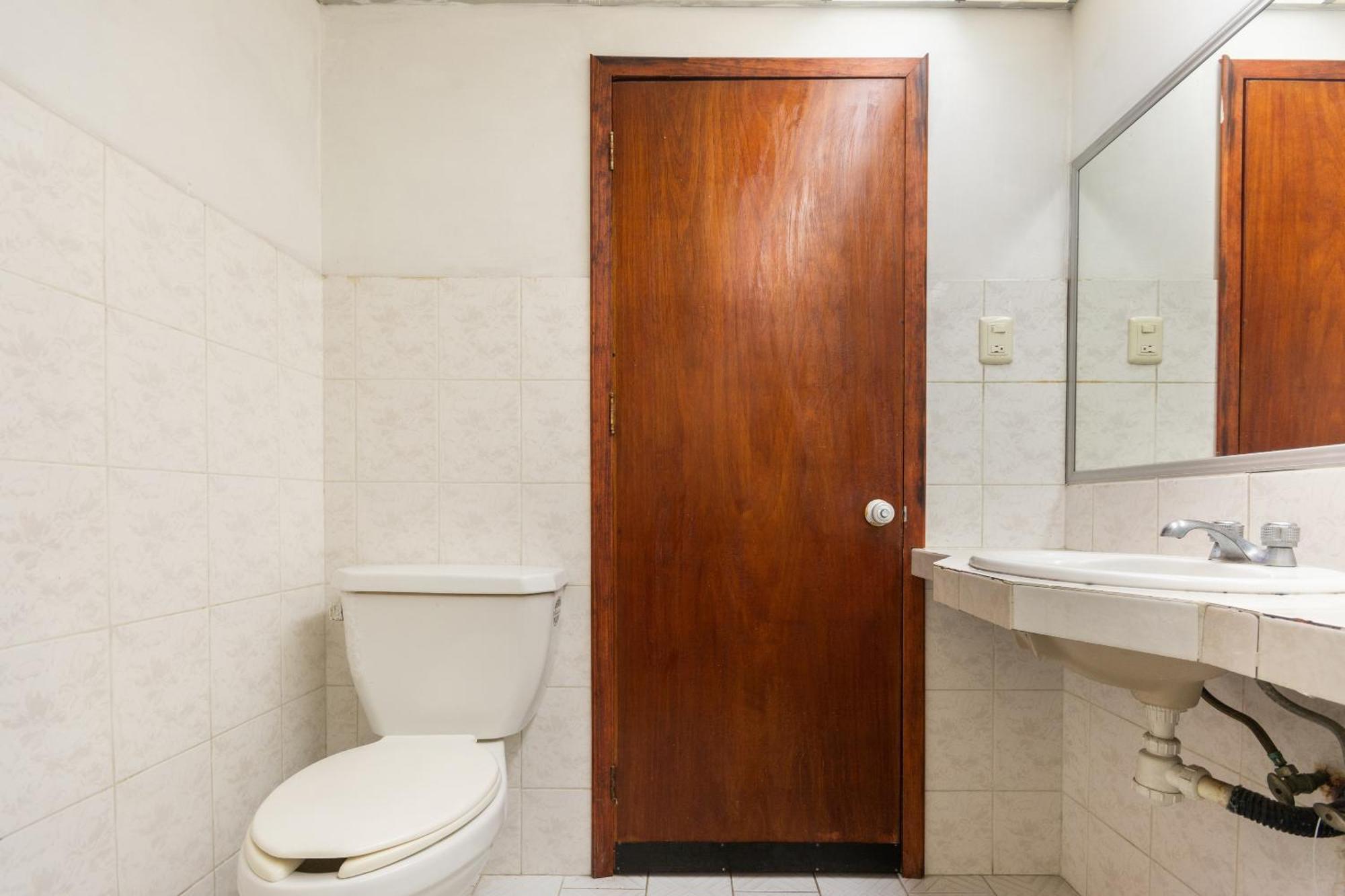 Oyo Hotel Casa Blanca Martínez de La Torre المظهر الخارجي الصورة