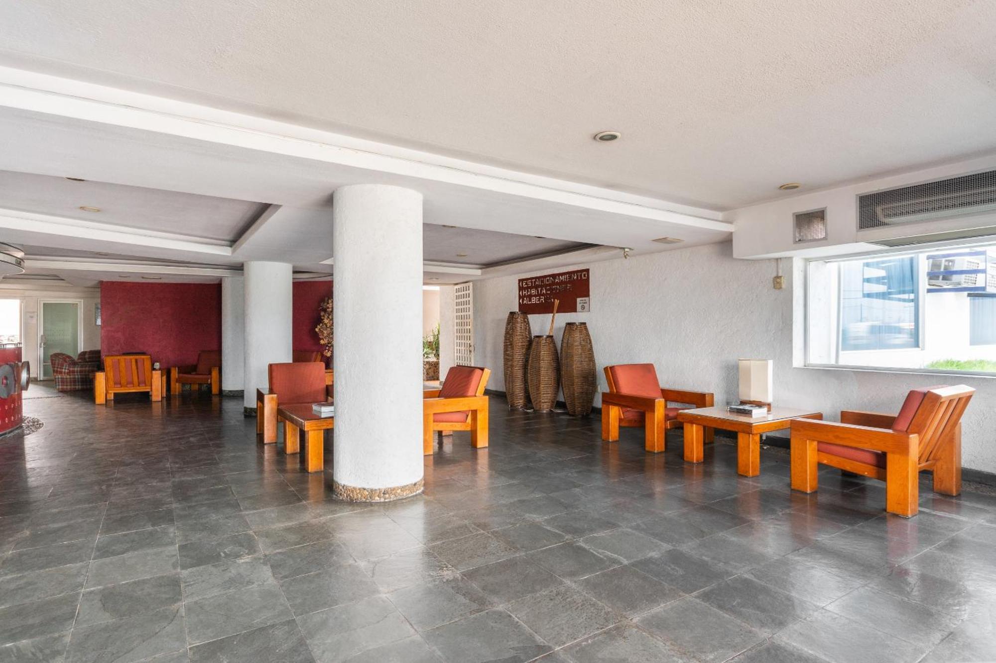 Oyo Hotel Casa Blanca Martínez de La Torre المظهر الخارجي الصورة