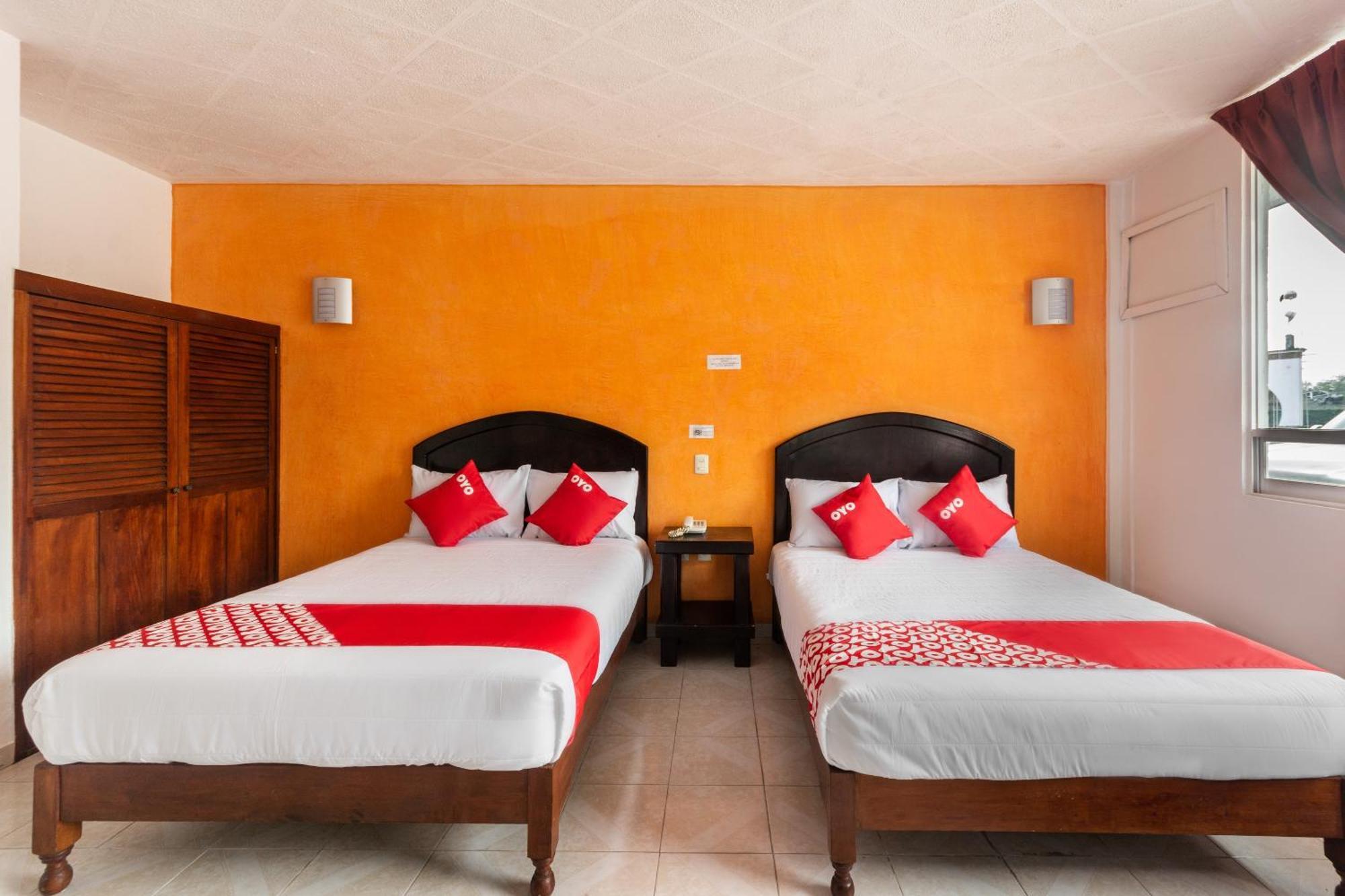 Oyo Hotel Casa Blanca Martínez de La Torre المظهر الخارجي الصورة
