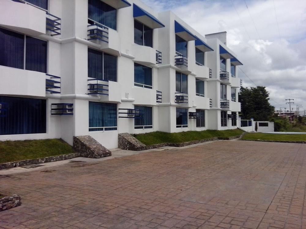 Oyo Hotel Casa Blanca Martínez de La Torre المظهر الخارجي الصورة