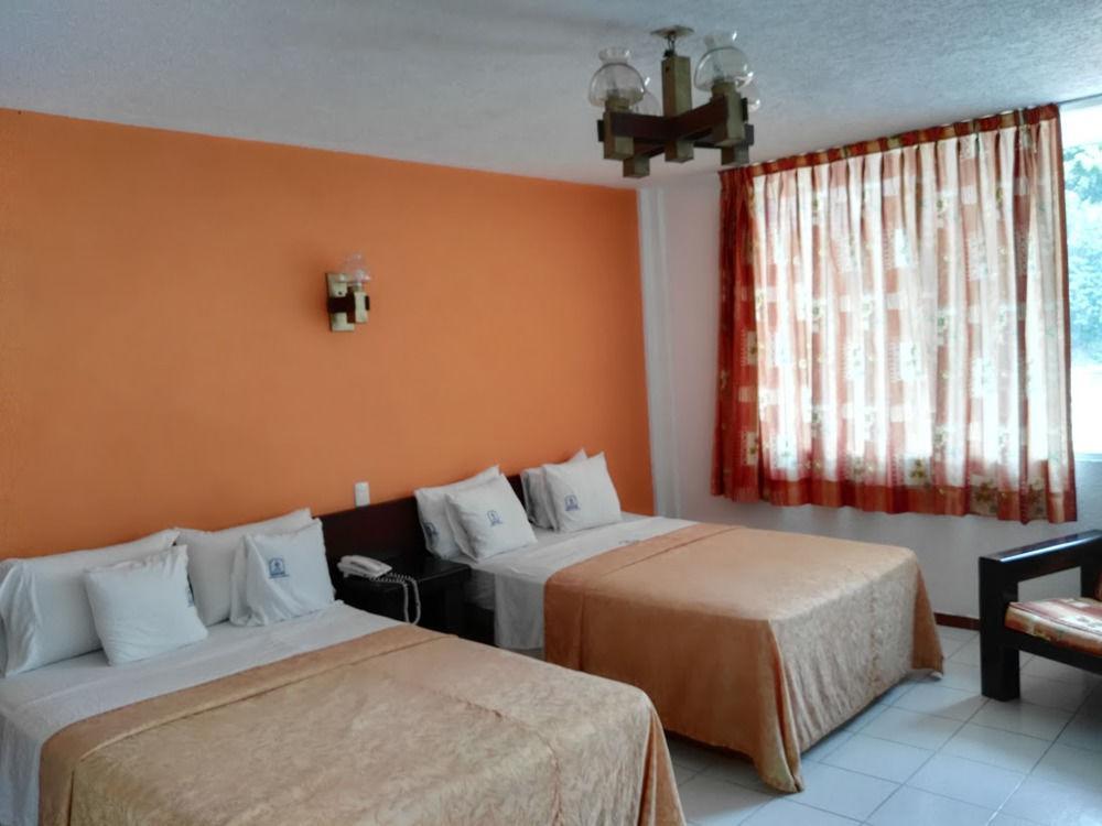 Oyo Hotel Casa Blanca Martínez de La Torre المظهر الخارجي الصورة